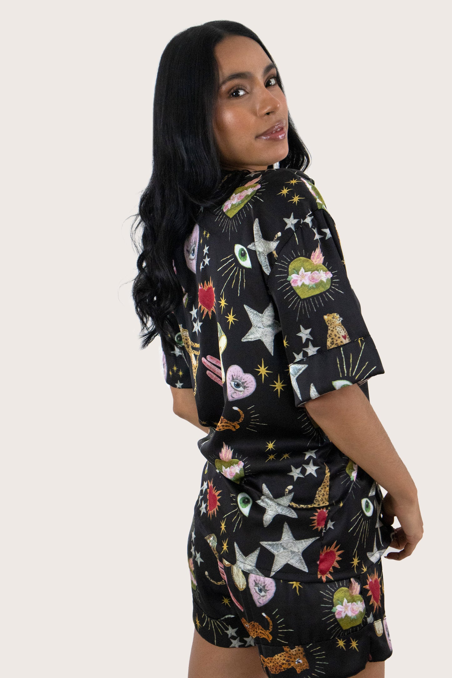 Camisa manga corta y short Atypical