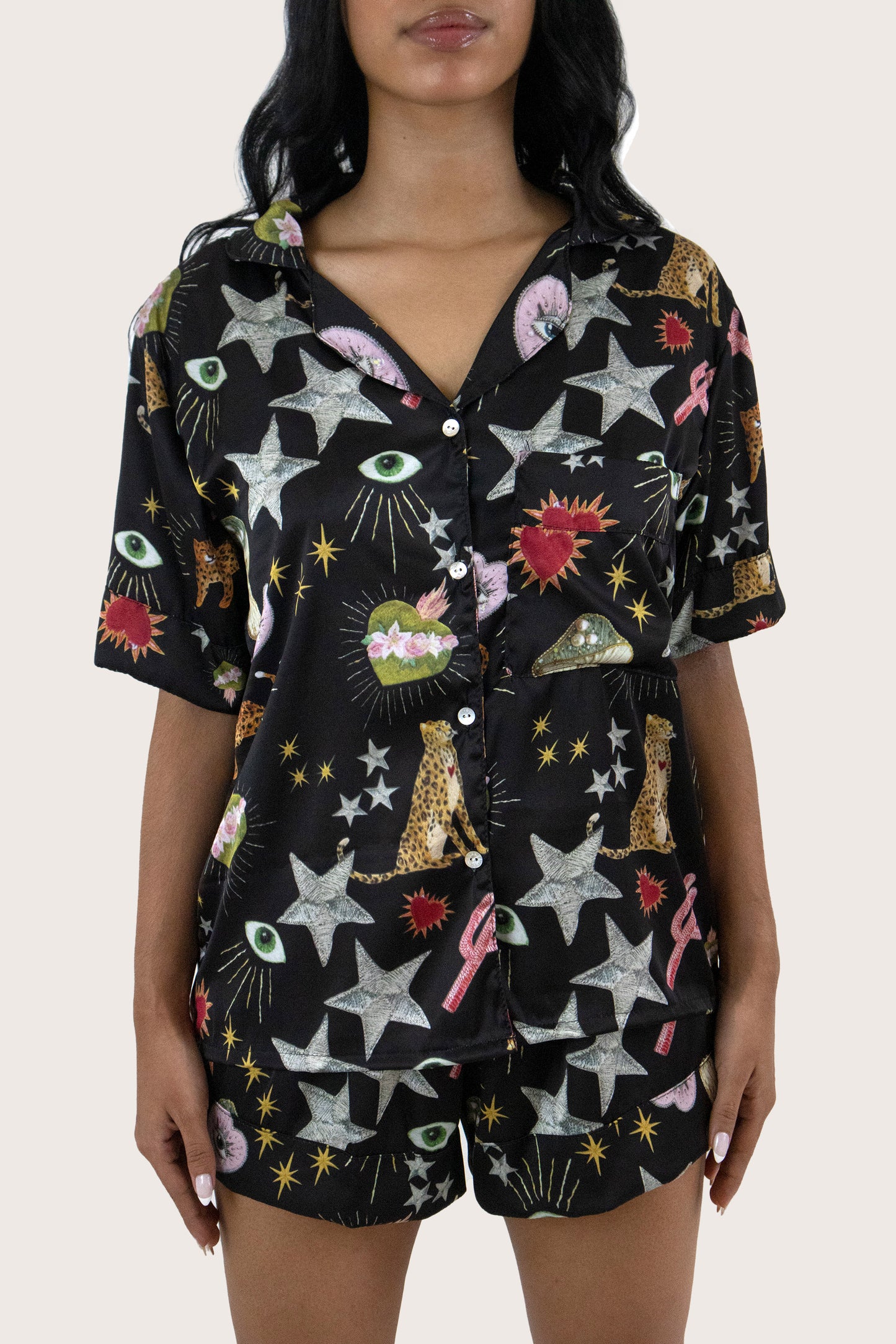 Camisa manga corta y short Atypical