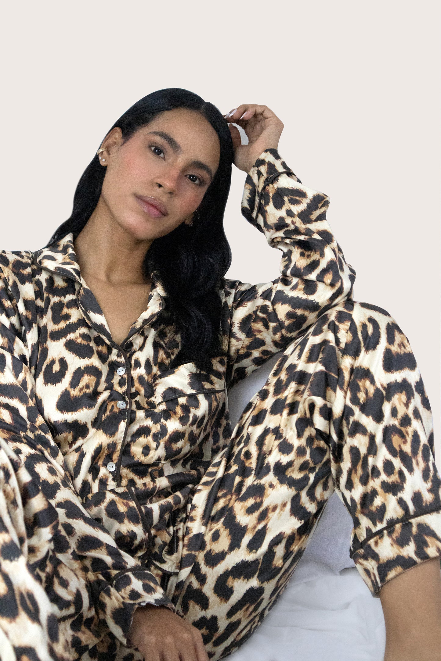 Camisa manga larga y pantalón Roar